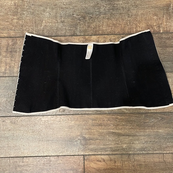 Ann Chery Women's Faja Clasica Waist Cincher size small/32 - Picture 4 of 9